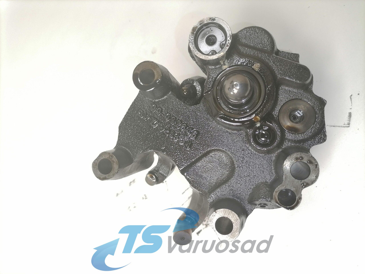 DAF Set of rockers with shaft 1732002 - Universal part for Truck: picture 2 DAF Set of rockers with shaft 1732002 - Universal part for Truck: picture 2