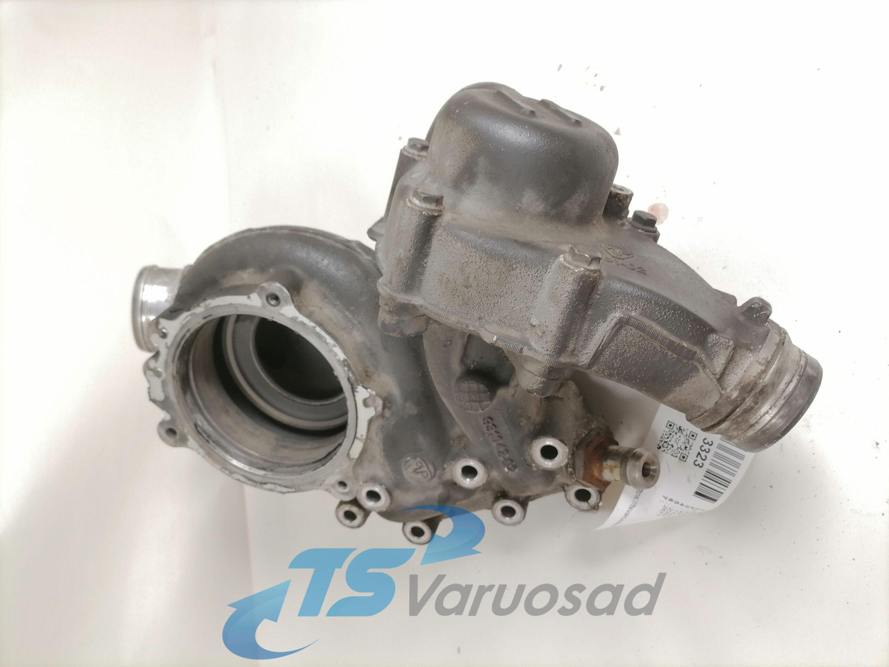 DAF Water pump manifold / housing 1747962 - Universal part for Truck: picture 3 DAF Water pump manifold / housing 1747962 - Universal part for Truck: picture 3