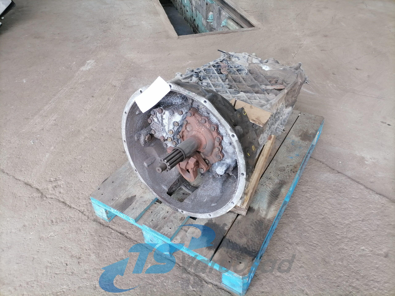 MAN Gearbox 81320046016 - Gearbox and parts for Truck: picture 1 MAN Gearbox 81320046016 - Gearbox and parts for Truck: picture 1