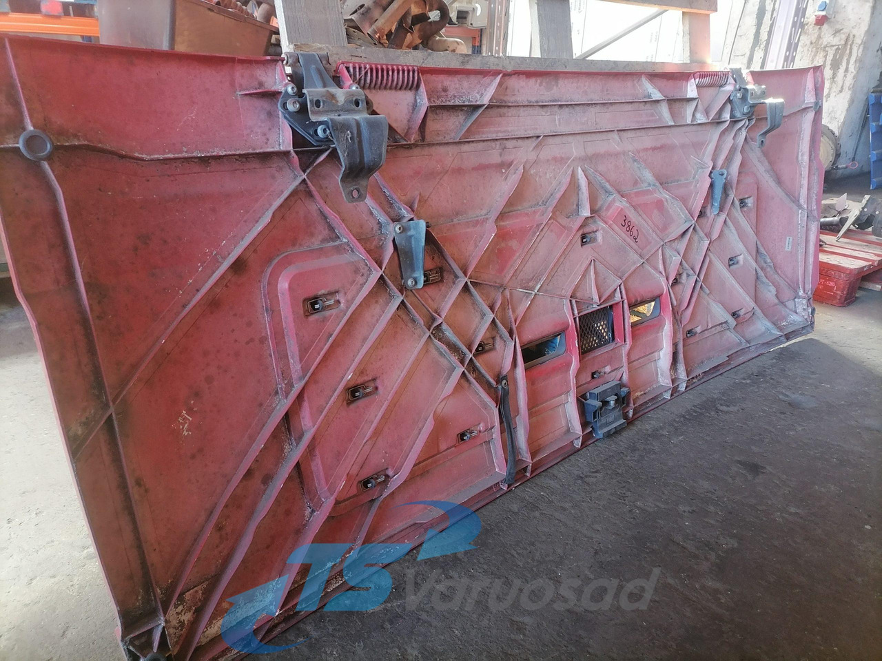 MAN Grille panel 81611100053 - Grill for Truck: picture 3 MAN Grille panel 81611100053 - Grill for Truck: picture 3