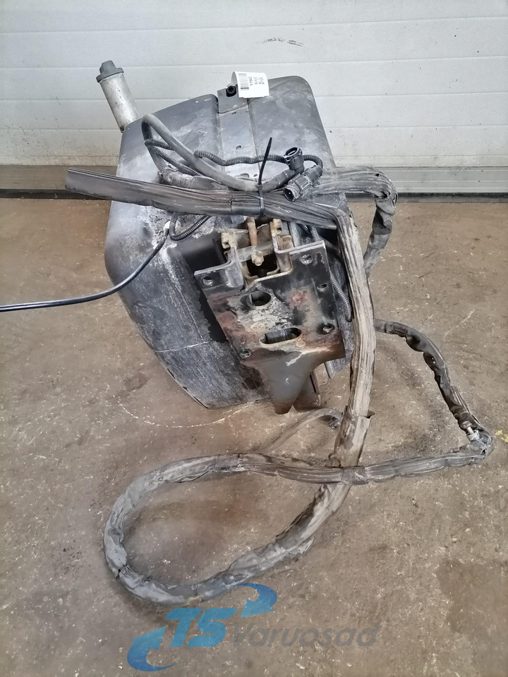 Mercedes-Benz ADBlue paak A9304700415 - Fuel system for Truck: picture 3 Mercedes-Benz ADBlue paak A9304700415 - Fuel system for Truck: picture 3