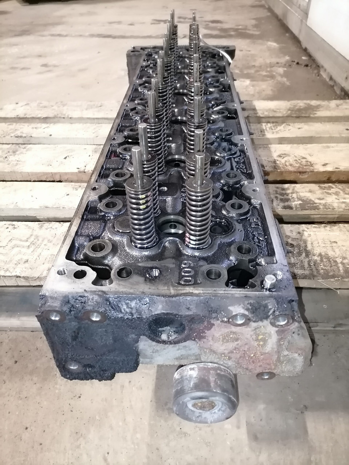 Mercedes-Benz Cylinder head A4710102720 - Cylinder head for Truck: picture 5 Mercedes-Benz Cylinder head A4710102720 - Cylinder head for Truck: picture 5