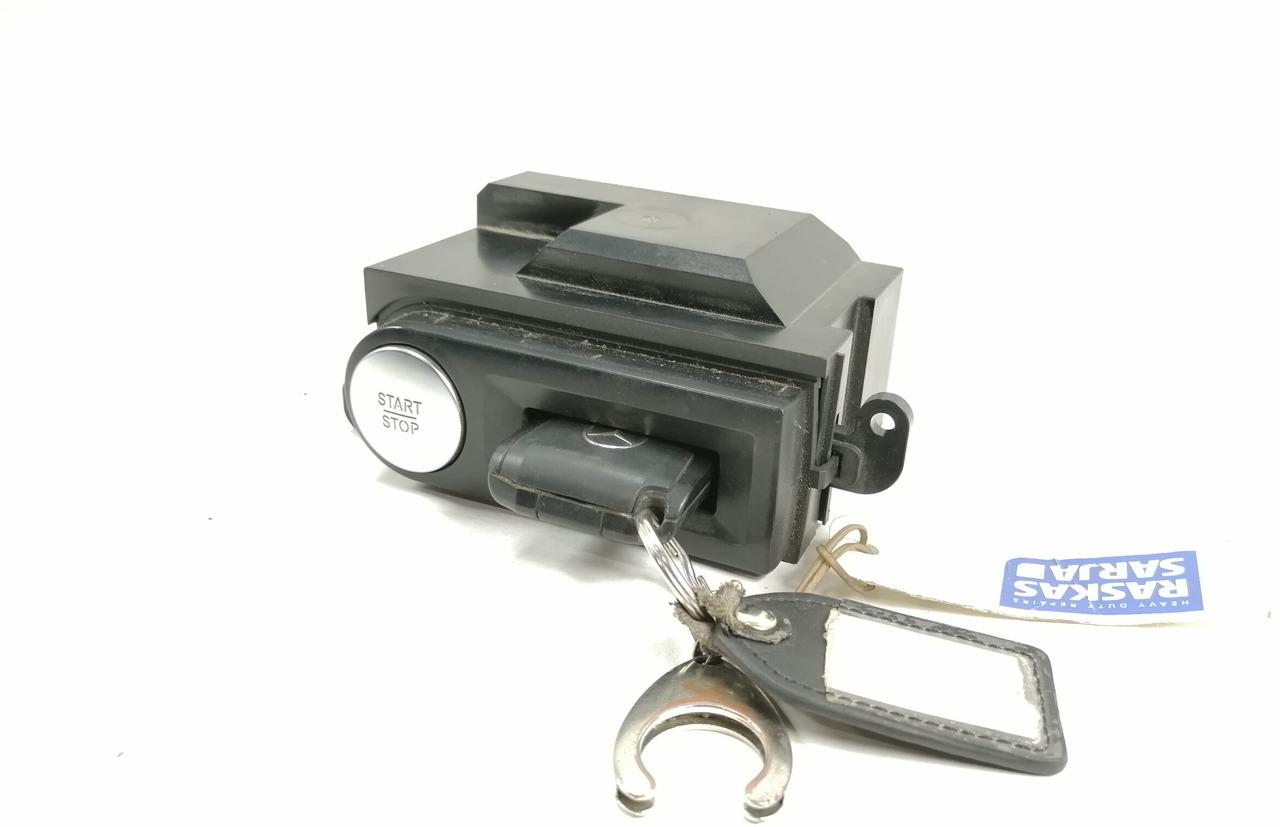 Mercedes-Benz Ignition lock A0004464908 - Door and parts for Truck: picture 1 Mercedes-Benz Ignition lock A0004464908 - Door and parts for Truck: picture 1