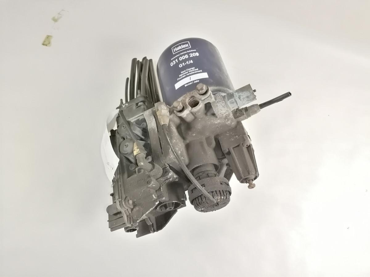 Scania Air dryer 2308777 - Brake valve for Truck: picture 3 Scania Air dryer 2308777 - Brake valve for Truck: picture 3