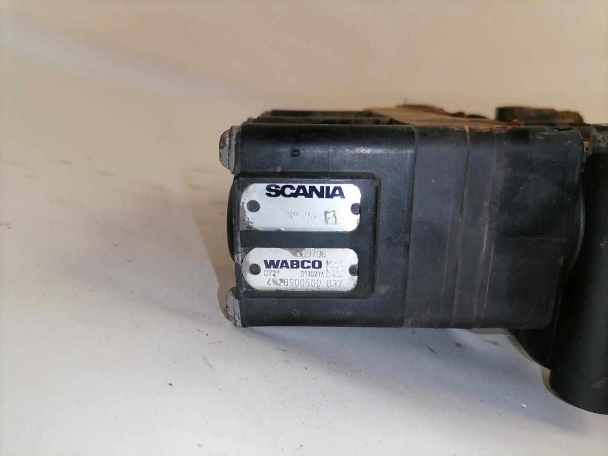 Scania Air suspension control valve, ECAS 1889796 - Brake valve for Truck: picture 4 Scania Air suspension control valve, ECAS 1889796 - Brake valve for Truck: picture 4