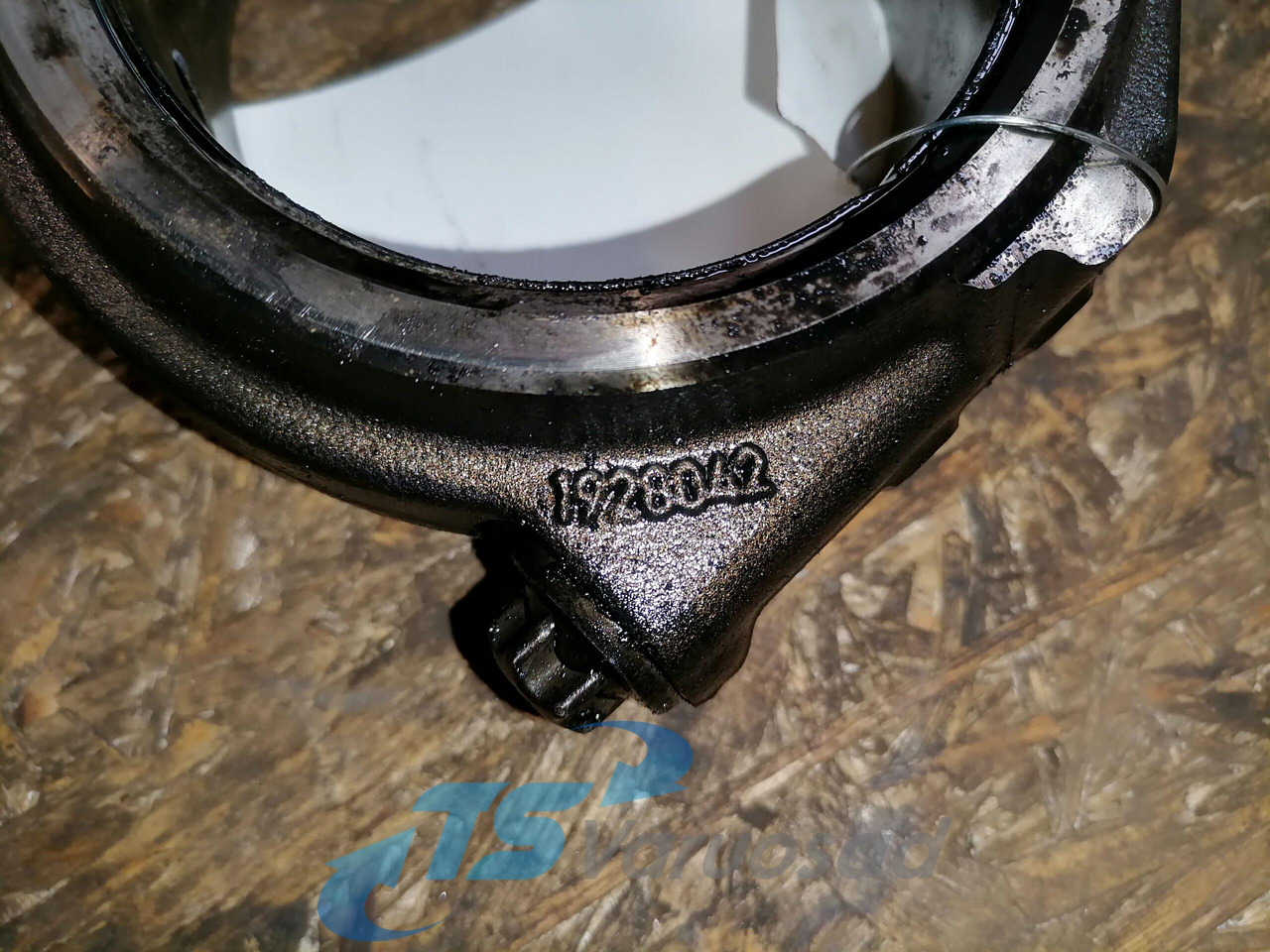 Scania Connecting rod + piston 2263286 - Piston/ Ring/ Bushing for Truck: picture 2 Scania Connecting rod + piston 2263286 - Piston/ Ring/ Bushing for Truck: picture 2