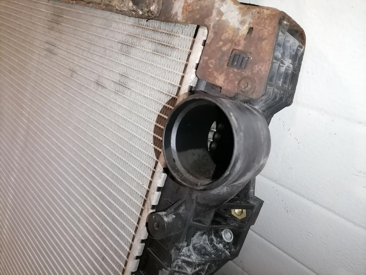 Scania Cooling radiator 1769999 - Radiator for Truck: picture 4 Scania Cooling radiator 1769999 - Radiator for Truck: picture 4