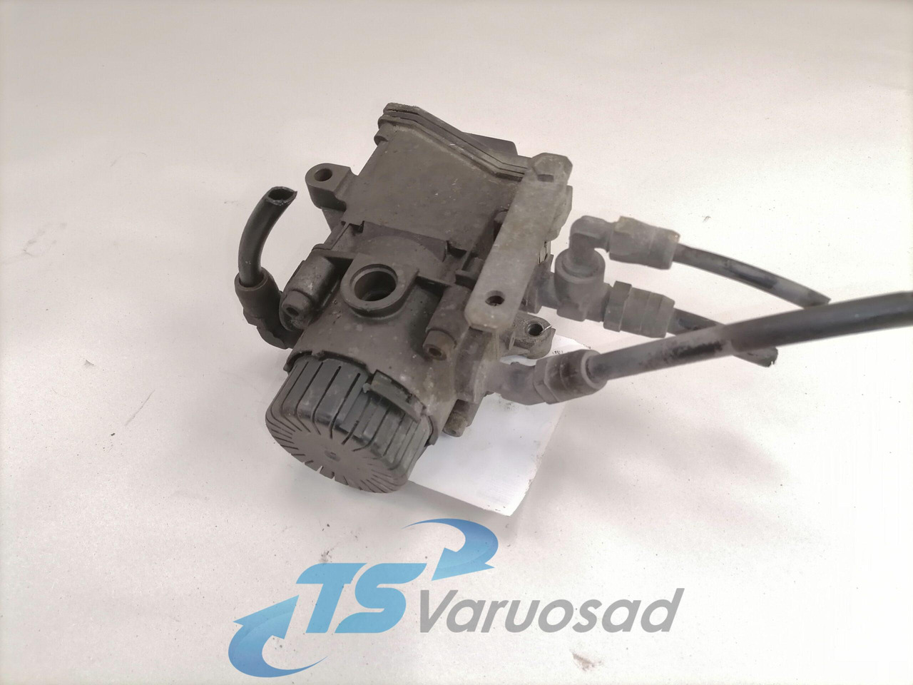 Scania EBS brake valve 1423910 - Brake valve for Truck: picture 1 Scania EBS brake valve 1423910 - Brake valve for Truck: picture 1