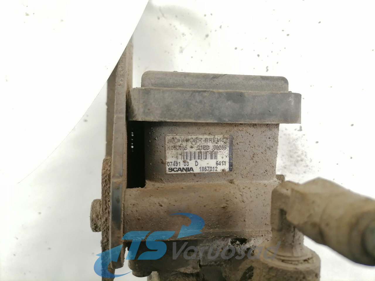 Scania EBS brake valve 1857012 - Brake valve for Truck: picture 3 Scania EBS brake valve 1857012 - Brake valve for Truck: picture 3