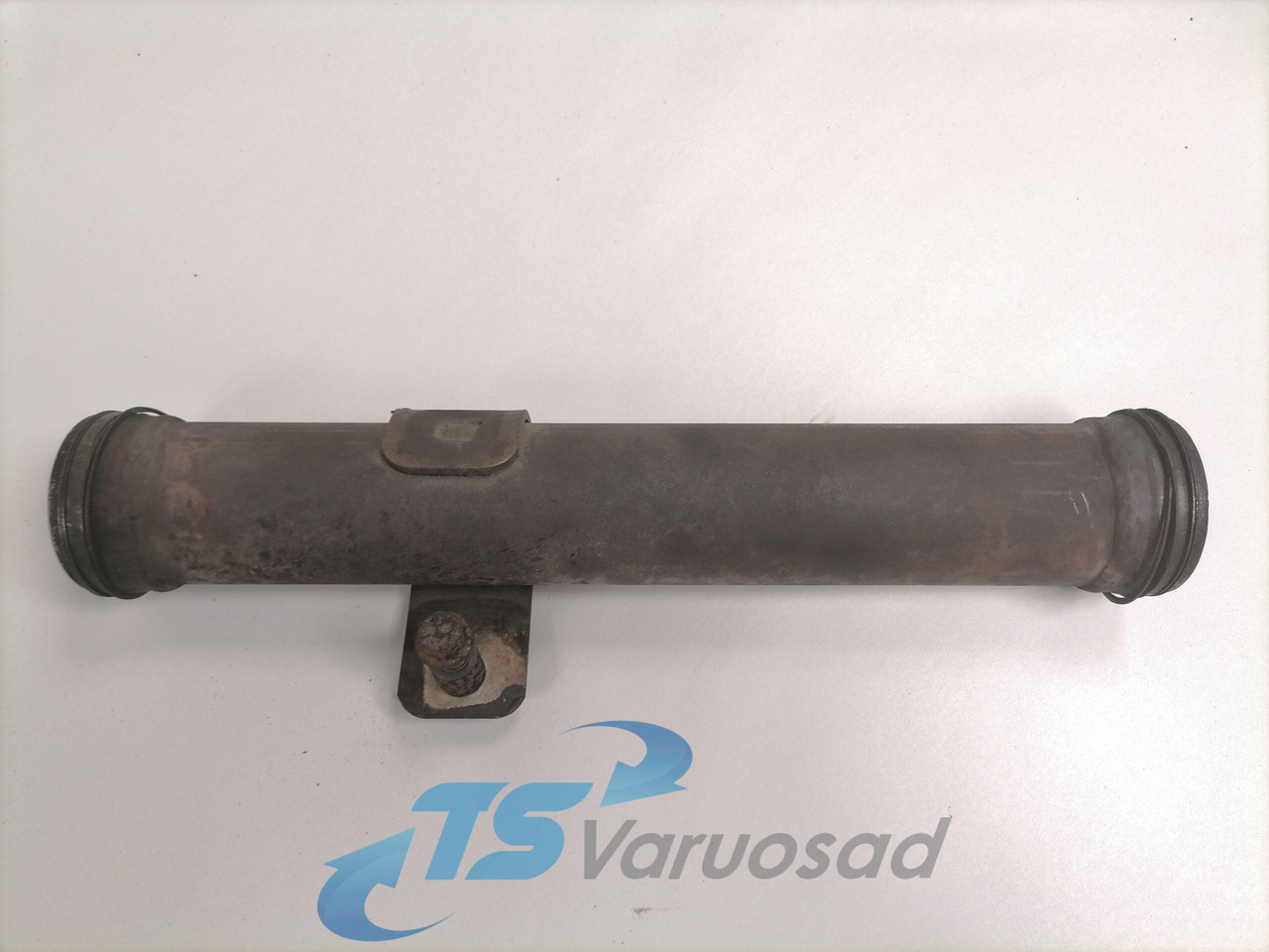 Scania EGR pipe 1528100 - Exhaust manifold for Truck: picture 1 Scania EGR pipe 1528100 - Exhaust manifold for Truck: picture 1