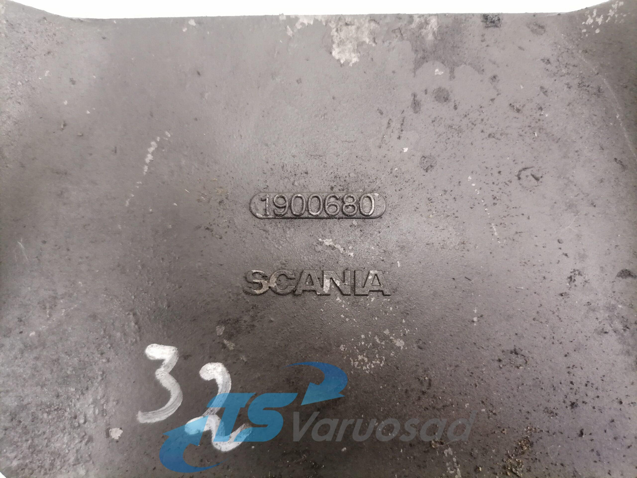Scania Fuel filter unit 1900680 - Fuel filter for Truck: picture 2 Scania Fuel filter unit 1900680 - Fuel filter for Truck: picture 2