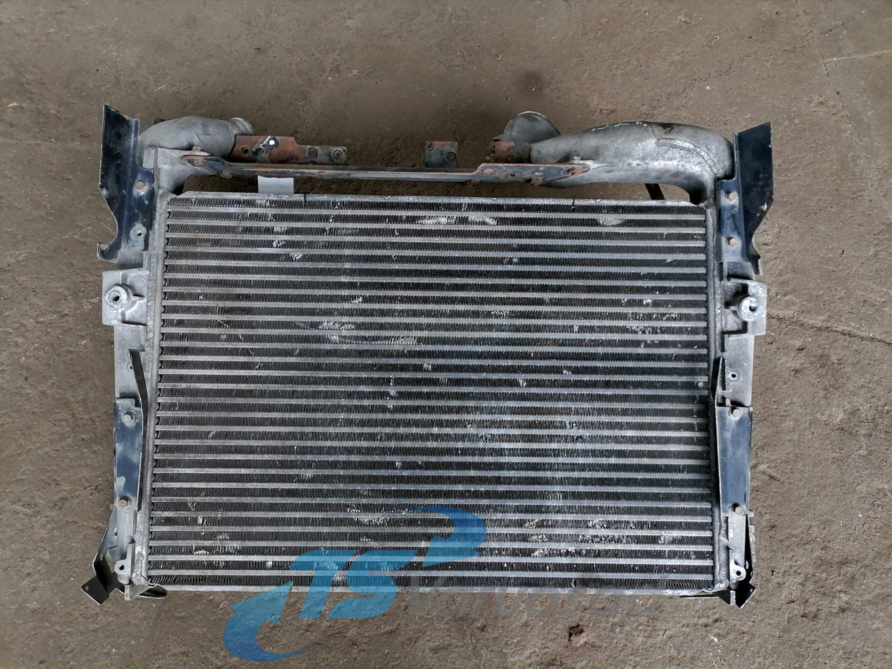 Scania Intercooler radiator 1531767 - Intercooler for Truck: picture 3 Scania Intercooler radiator 1531767 - Intercooler for Truck: picture 3
