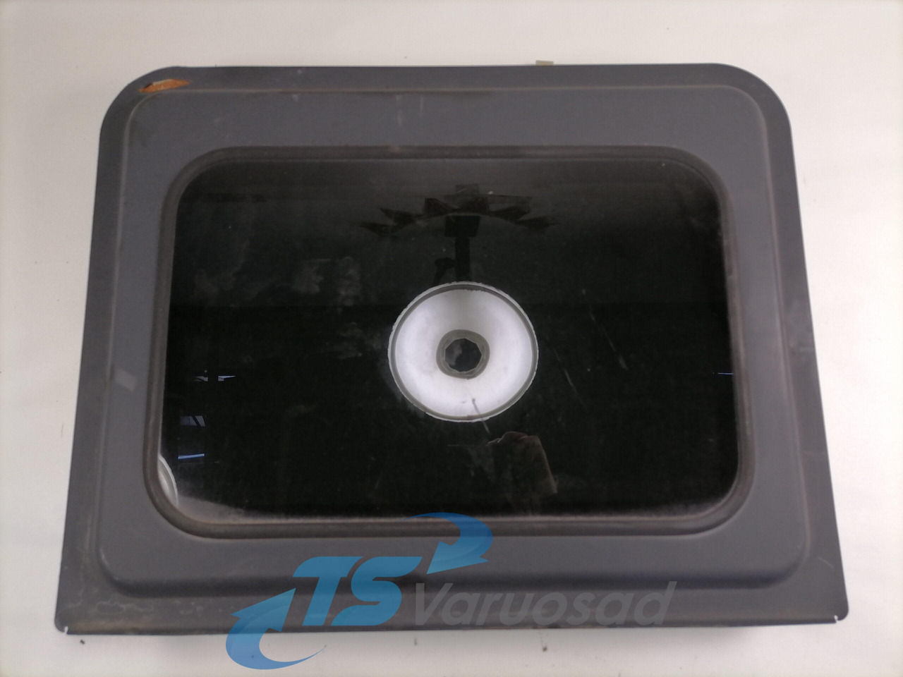 Scania Katuseluuk 1371500 - Universal part for Truck: picture 5 Scania Katuseluuk 1371500 - Universal part for Truck: picture 5