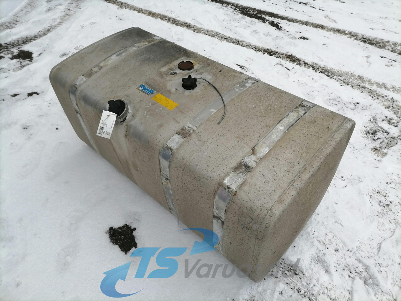 Scania Kütusepaak 600L 1517308 - Fuel tank for Truck: picture 2 Scania Kütusepaak 600L 1517308 - Fuel tank for Truck: picture 2