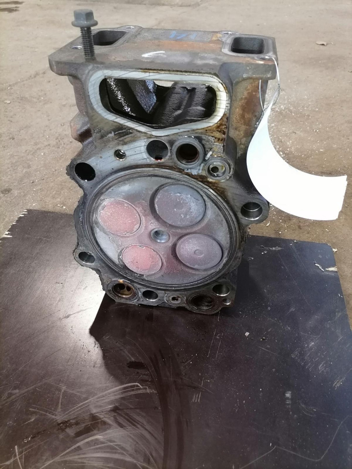 Scania Plokikaas, OC09/13 2608566 - Cylinder head for Truck: picture 2 Scania Plokikaas, OC09/13 2608566 - Cylinder head for Truck: picture 2