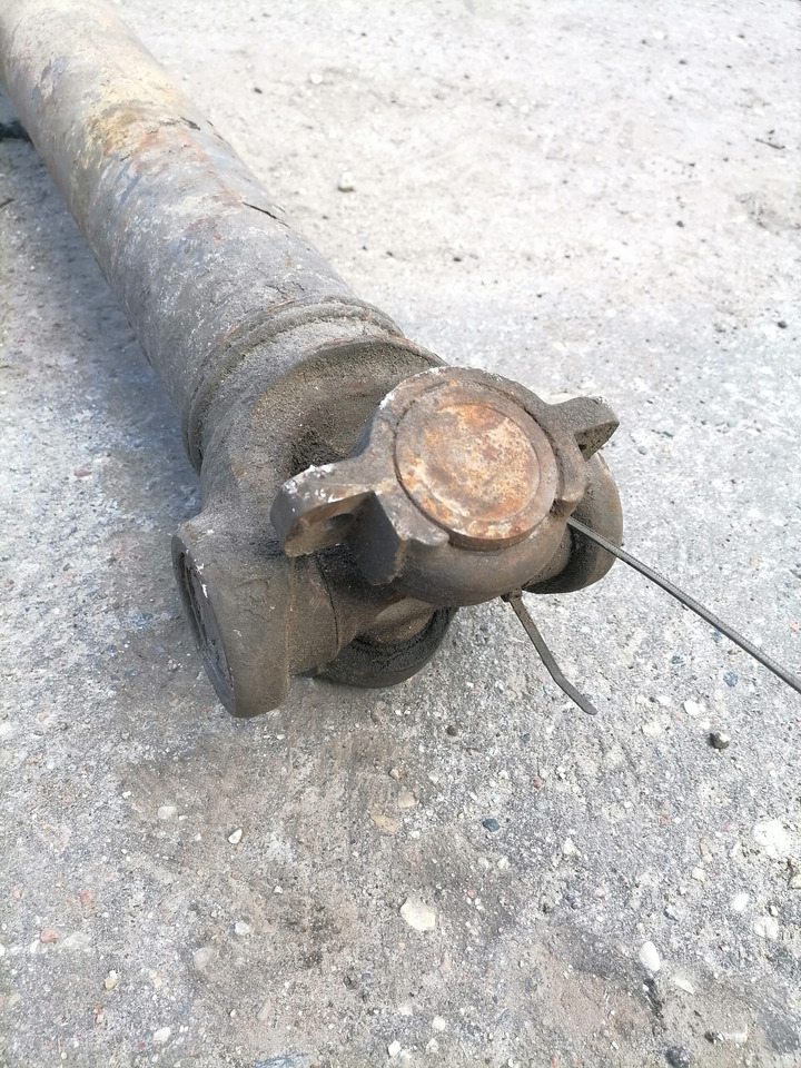 Scania Propeller shaft 1758609 - Propeller shaft for Truck: picture 4 Scania Propeller shaft 1758609 - Propeller shaft for Truck: picture 4