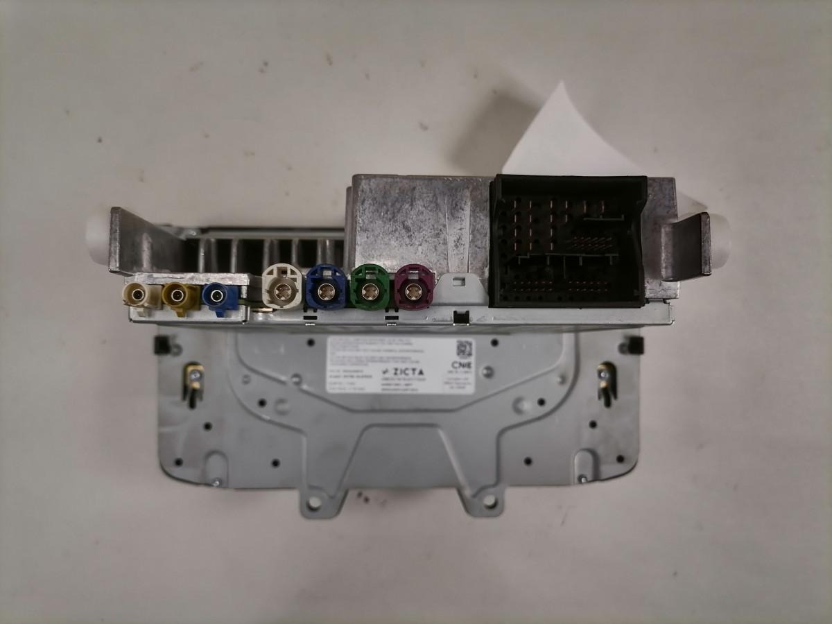 Scania Raadio 2635711 - Electrical system for Truck: picture 4 Scania Raadio 2635711 - Electrical system for Truck: picture 4