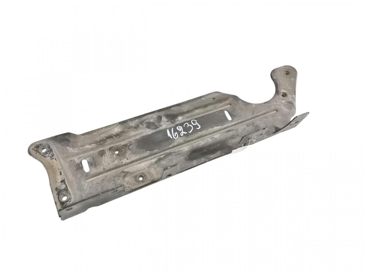 Scania Radiaatori pealne kronstein 1741217 - Universal part for Truck: picture 1 Scania Radiaatori pealne kronstein 1741217 - Universal part for Truck: picture 1
