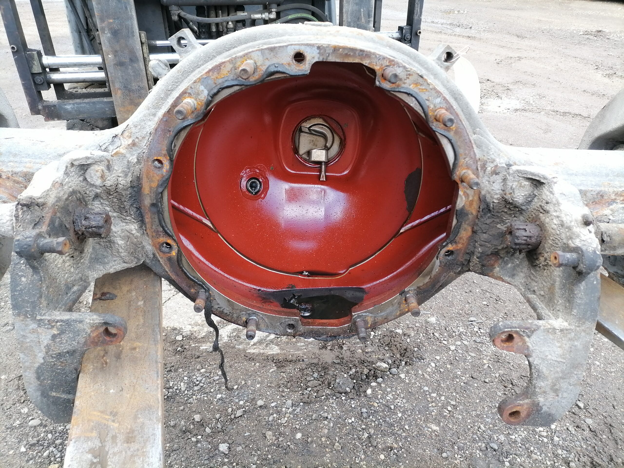 Scania Rear axel housing 1413991 - Axle and parts for Truck: picture 2 Scania Rear axel housing 1413991 - Axle and parts for Truck: picture 2