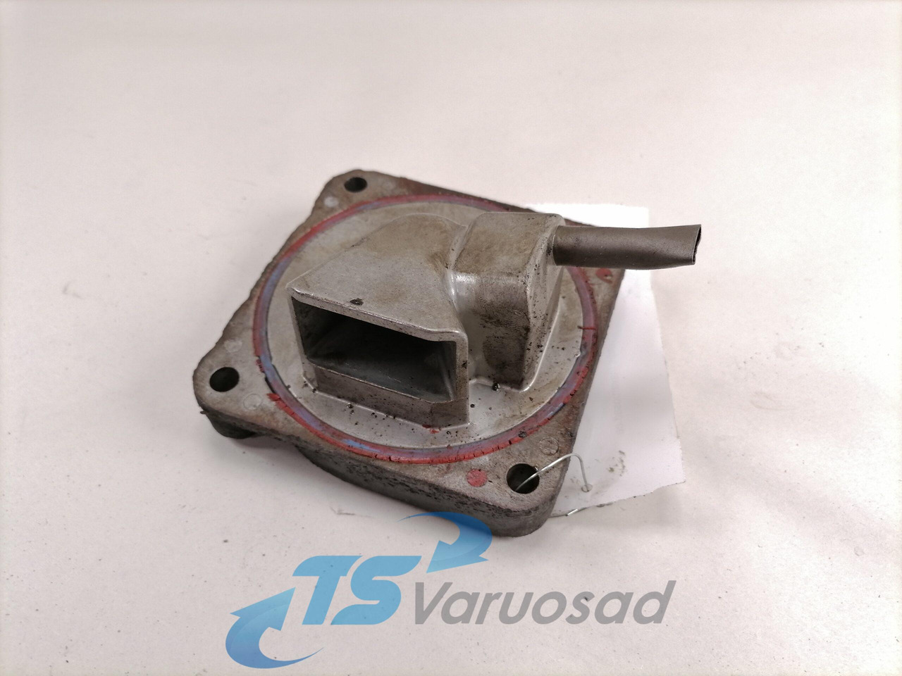 Scania Rear axel oil filter holder 1878844 - Axle and parts for Truck: picture 3 Scania Rear axel oil filter holder 1878844 - Axle and parts for Truck: picture 3