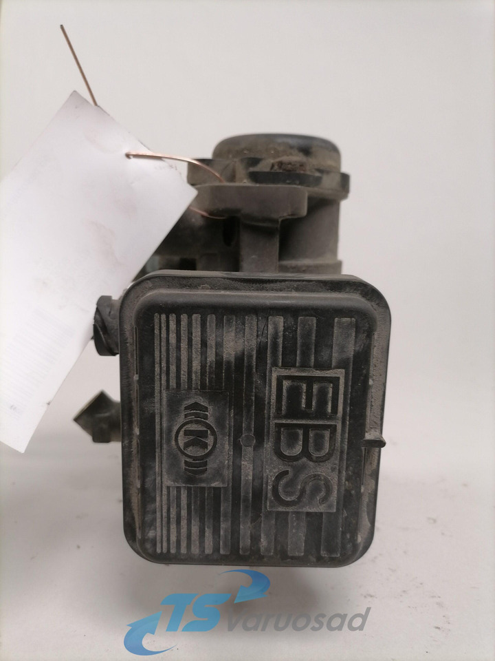 Scania Trailer brake pressure control 1790879 - Brake valve for Truck: picture 4 Scania Trailer brake pressure control 1790879 - Brake valve for Truck: picture 4