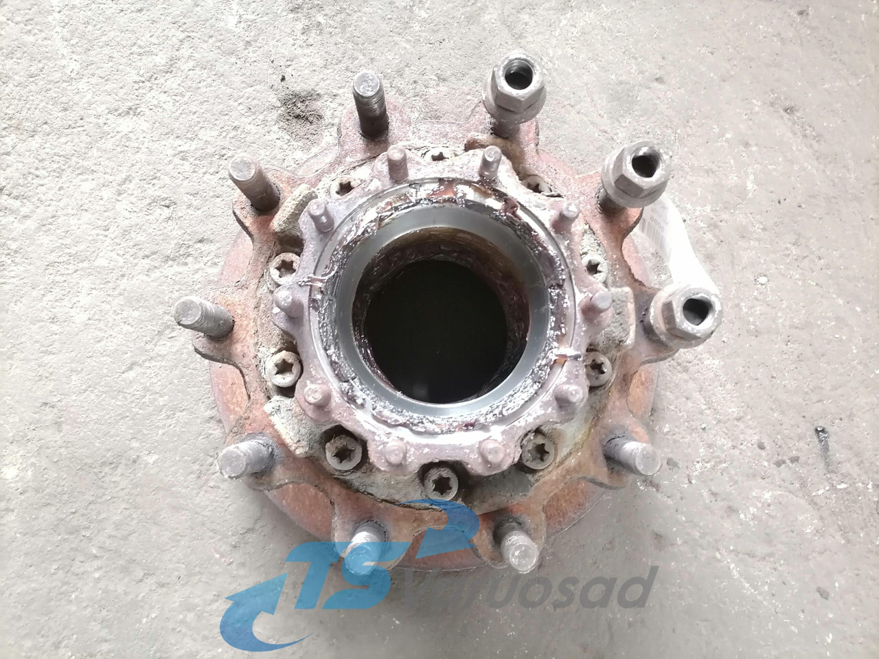 Scania Wheel hub 2290542 - Wheel hub for Truck: picture 2 Scania Wheel hub 2290542 - Wheel hub for Truck: picture 2