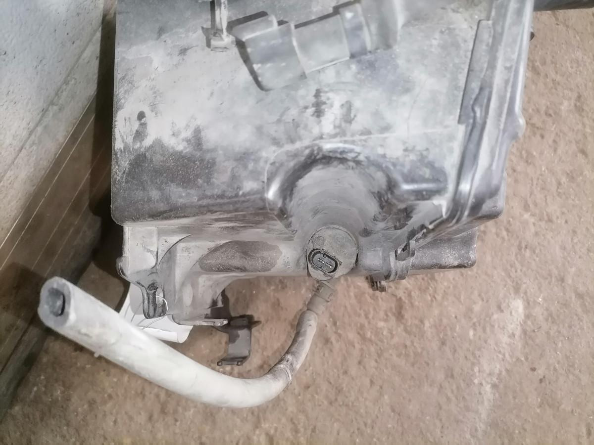 Scania Windscreen washer fluid tank 2512290 - Wiper for Truck: picture 4 Scania Windscreen washer fluid tank 2512290 - Wiper for Truck: picture 4