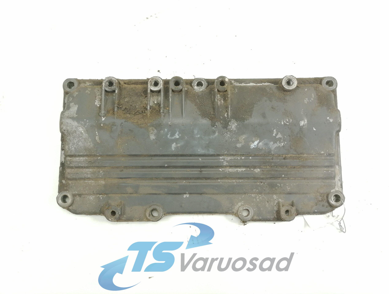 Scania engine side cover 1420745 - Engine and parts for Truck: picture 1 Scania engine side cover 1420745 - Engine and parts for Truck: picture 1