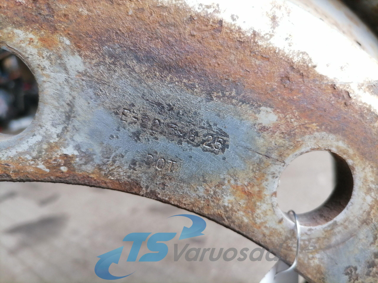 Universaalne Velg 22.5x8.25 225x825 - Wheels and tires for Truck: picture 5 Universaalne Velg 22.5x8.25 225x825 - Wheels and tires for Truck: picture 5