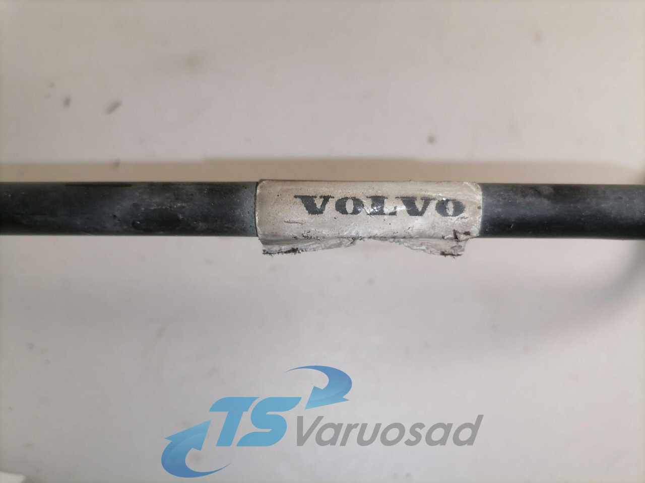 Volvo A/C pipe 20398146 - Heating/ Ventilation for Truck: picture 3 Volvo A/C pipe 20398146 - Heating/ Ventilation for Truck: picture 3