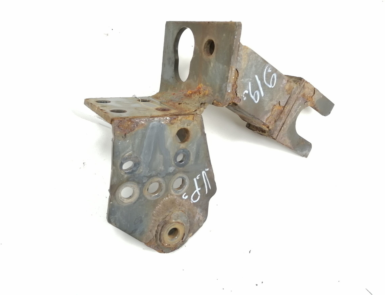 Volvo Bumper bracket 20499243 - Bumper for Truck: picture 2 Volvo Bumper bracket 20499243 - Bumper for Truck: picture 2