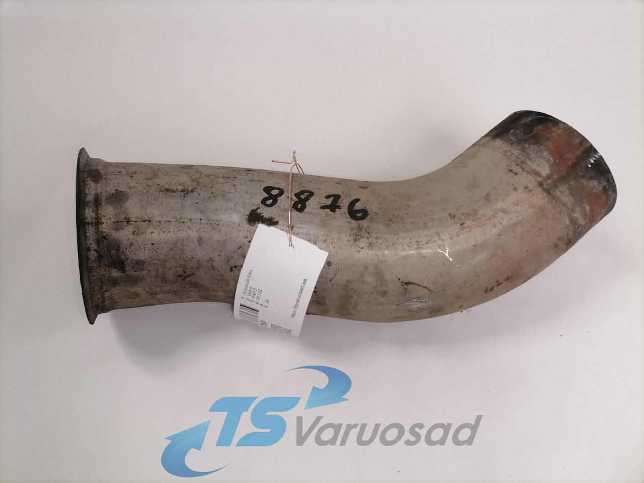 Volvo Exhaust pipe 81132 - Muffler for Truck: picture 1 Volvo Exhaust pipe 81132 - Muffler for Truck: picture 1