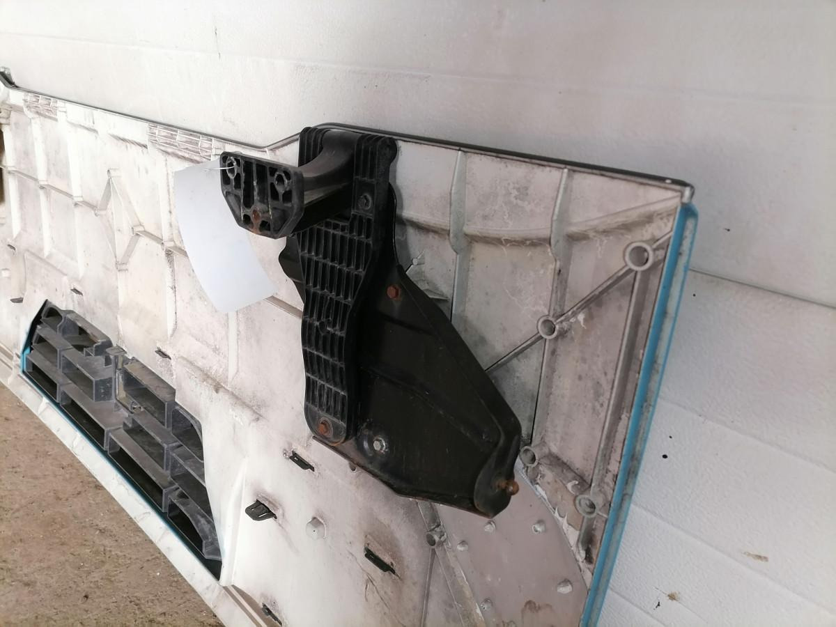 Volvo Grille panel 20748337 - Grill for Truck: picture 3 Volvo Grille panel 20748337 - Grill for Truck: picture 3