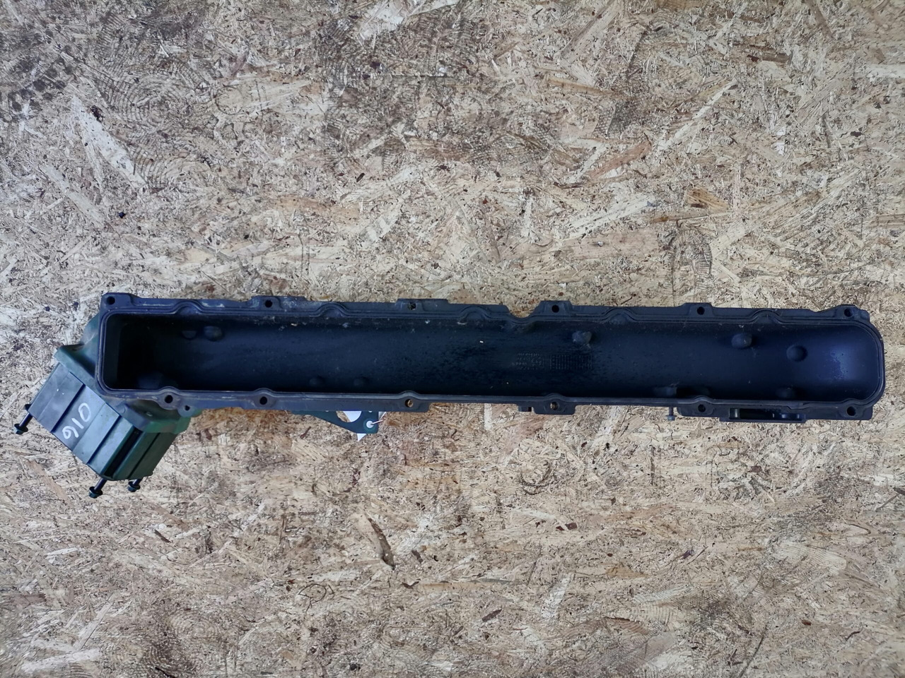 Volvo Intake mainfold 21839410 - Intake manifold for Truck: picture 4 Volvo Intake mainfold 21839410 - Intake manifold for Truck: picture 4