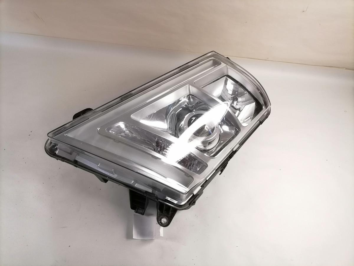Volvo Light 22239247 - Lights/ Lighting for Truck: picture 2 Volvo Light 22239247 - Lights/ Lighting for Truck: picture 2