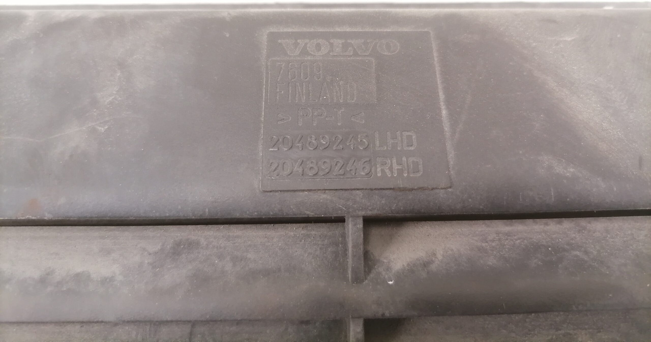 Volvo Salongi õhufiltri korpus 20489245 - Universal part for Truck: picture 3 Volvo Salongi õhufiltri korpus 20489245 - Universal part for Truck: picture 3