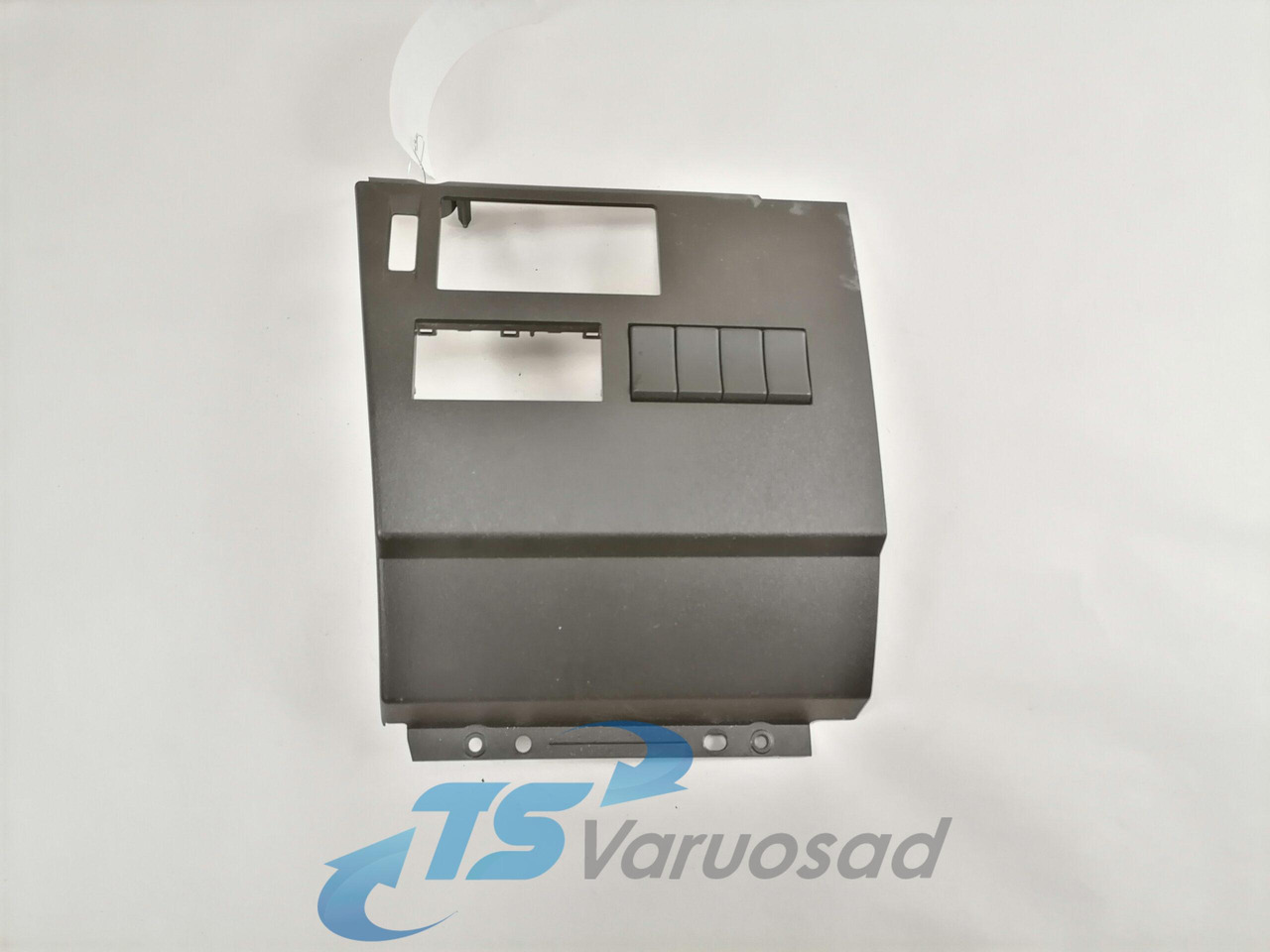 Volvo Salongi plastik 82214529 - Universal part for Truck: picture 1 Volvo Salongi plastik 82214529 - Universal part for Truck: picture 1
