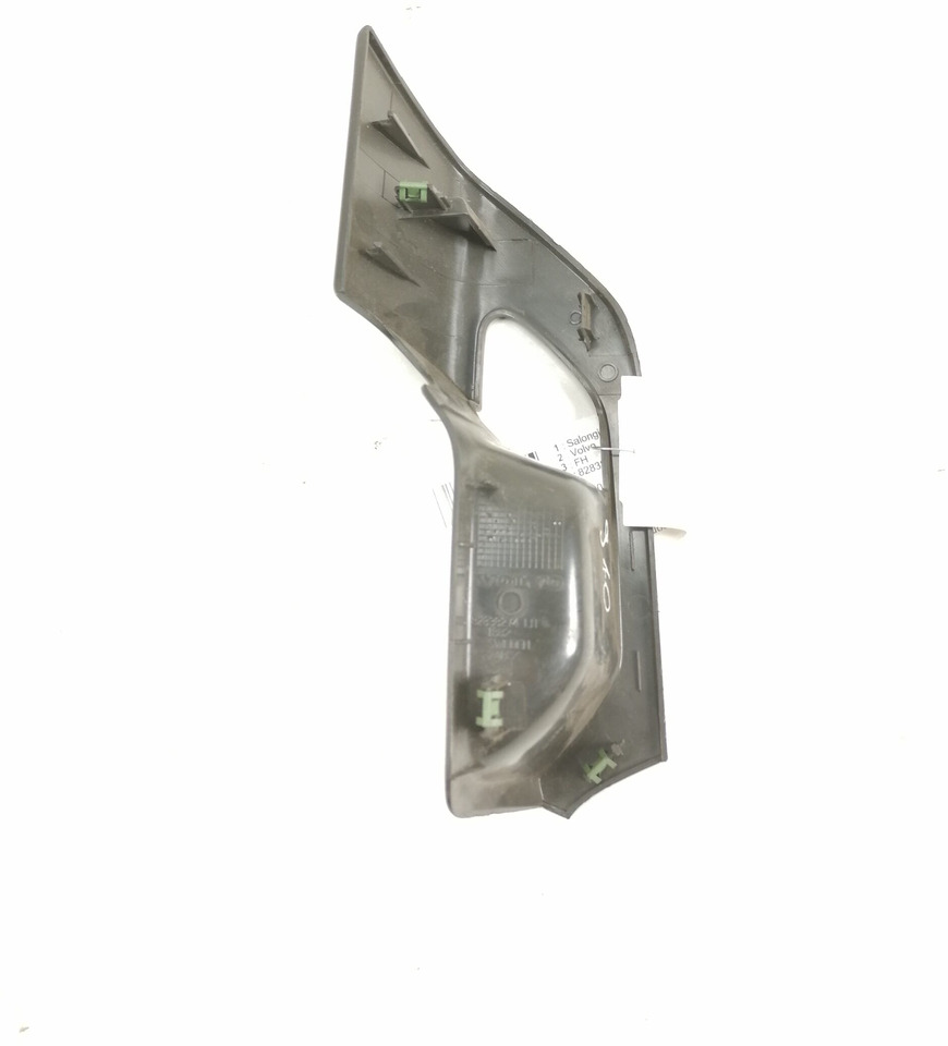 Volvo Salongi plastik 82838274 - Universal part for Truck: picture 3 Volvo Salongi plastik 82838274 - Universal part for Truck: picture 3