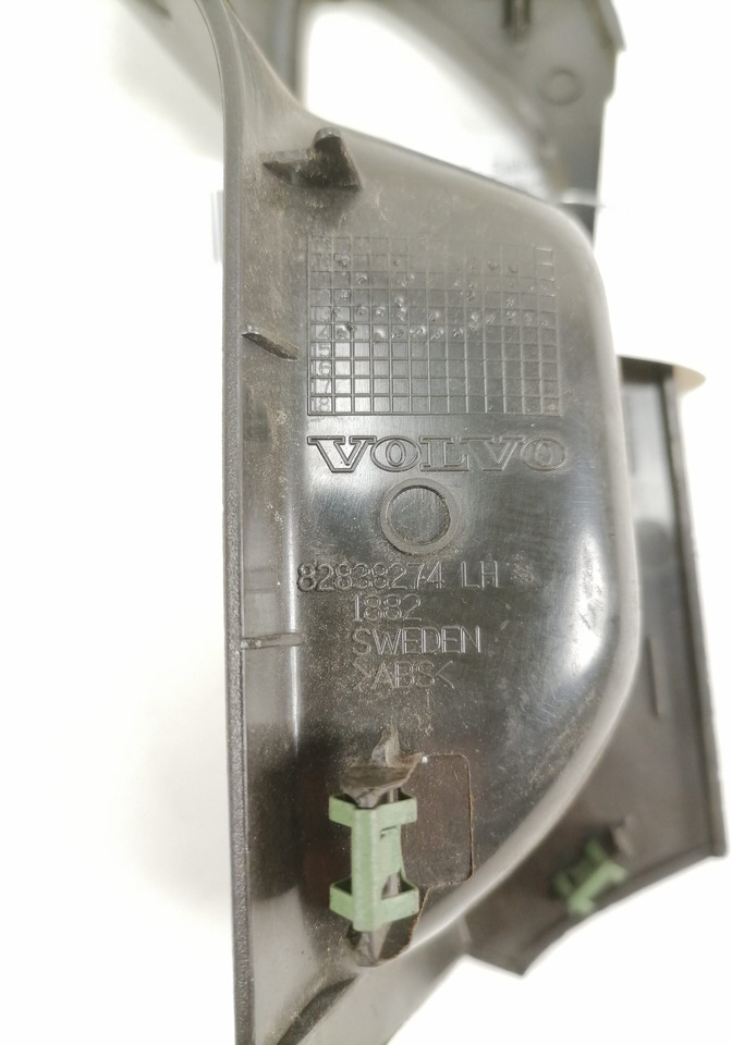 Volvo Salongi plastik 82838274 - Universal part for Truck: picture 2 Volvo Salongi plastik 82838274 - Universal part for Truck: picture 2