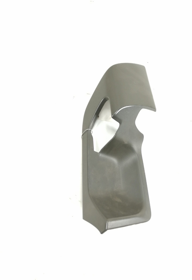 Volvo Salongi plastik 82838274 - Universal part for Truck: picture 1 Volvo Salongi plastik 82838274 - Universal part for Truck: picture 1