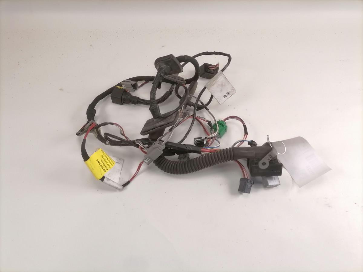 Volvo Ukse juhtmestik 22529475 - Door and parts for Truck: picture 3 Volvo Ukse juhtmestik 22529475 - Door and parts for Truck: picture 3