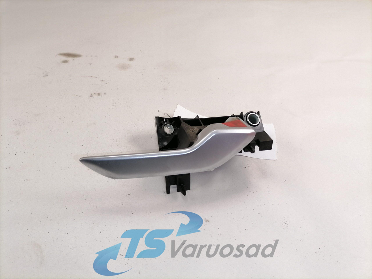 Volvo Ukselink, sisemine parem 84012027 - Door and parts for Truck: picture 1 Volvo Ukselink, sisemine parem 84012027 - Door and parts for Truck: picture 1