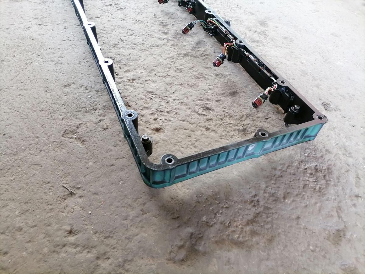 Volvo Vahekaas 22045844 - Cylinder head for Truck: picture 5 Volvo Vahekaas 22045844 - Cylinder head for Truck: picture 5