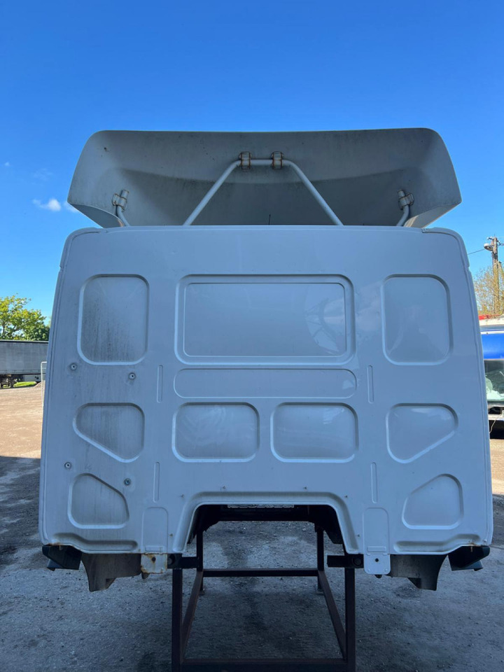Volvo Volvo kabiin 85145280 - Cab and interior for Truck: picture 5 Volvo Volvo kabiin 85145280 - Cab and interior for Truck: picture 5
