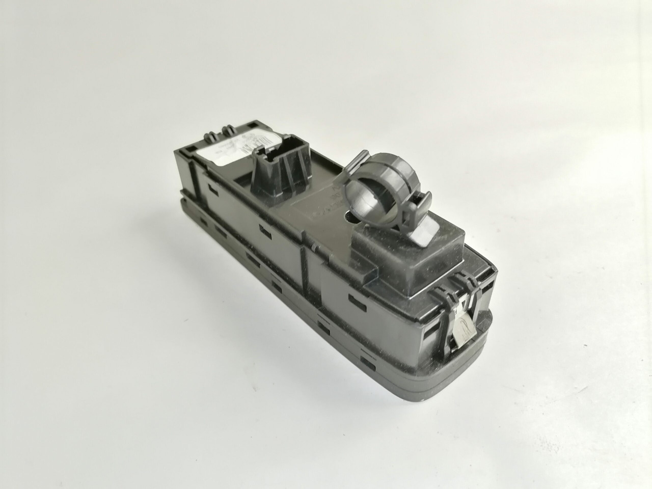 Volvo Volvo lüliti, aknatõstuk 22154240 - Cab for Truck: picture 4 Volvo Volvo lüliti, aknatõstuk 22154240 - Cab for Truck: picture 4