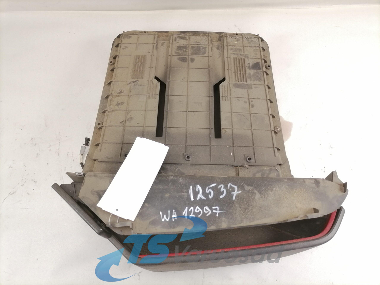 Volvo Volvo panipaik 82303256 - Universal part for Truck: picture 4 Volvo Volvo panipaik 82303256 - Universal part for Truck: picture 4