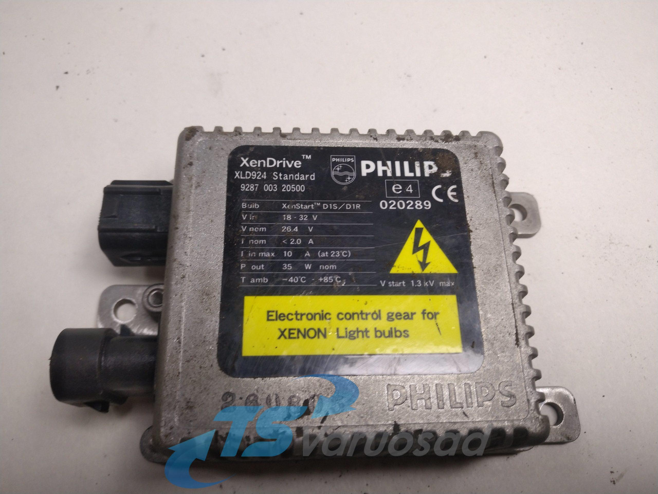 Volvo Xenon light ballast 928700320500 - Electrical system for Truck: picture 3 Volvo Xenon light ballast 928700320500 - Electrical system for Truck: picture 3