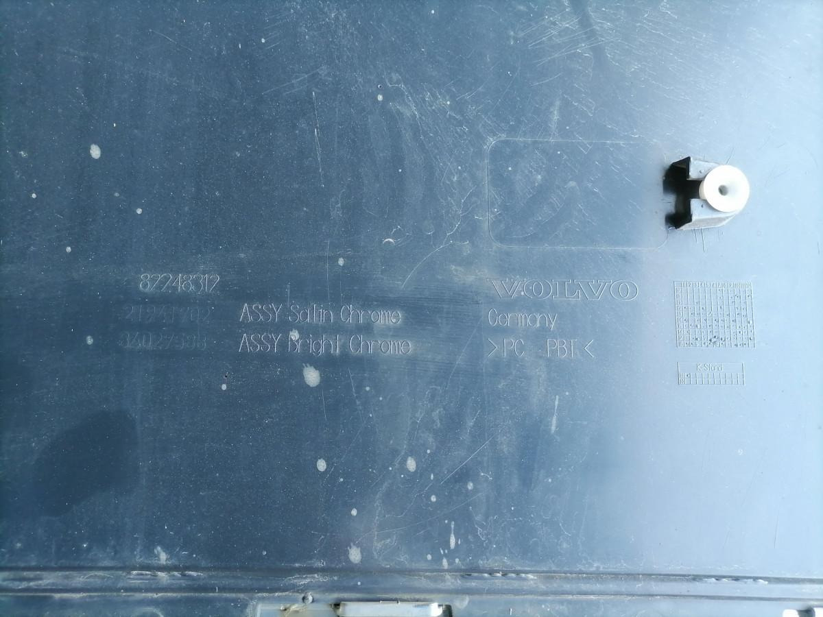 Volvo plastic 82248312 - Grill for Truck: picture 4 Volvo plastic 82248312 - Grill for Truck: picture 4