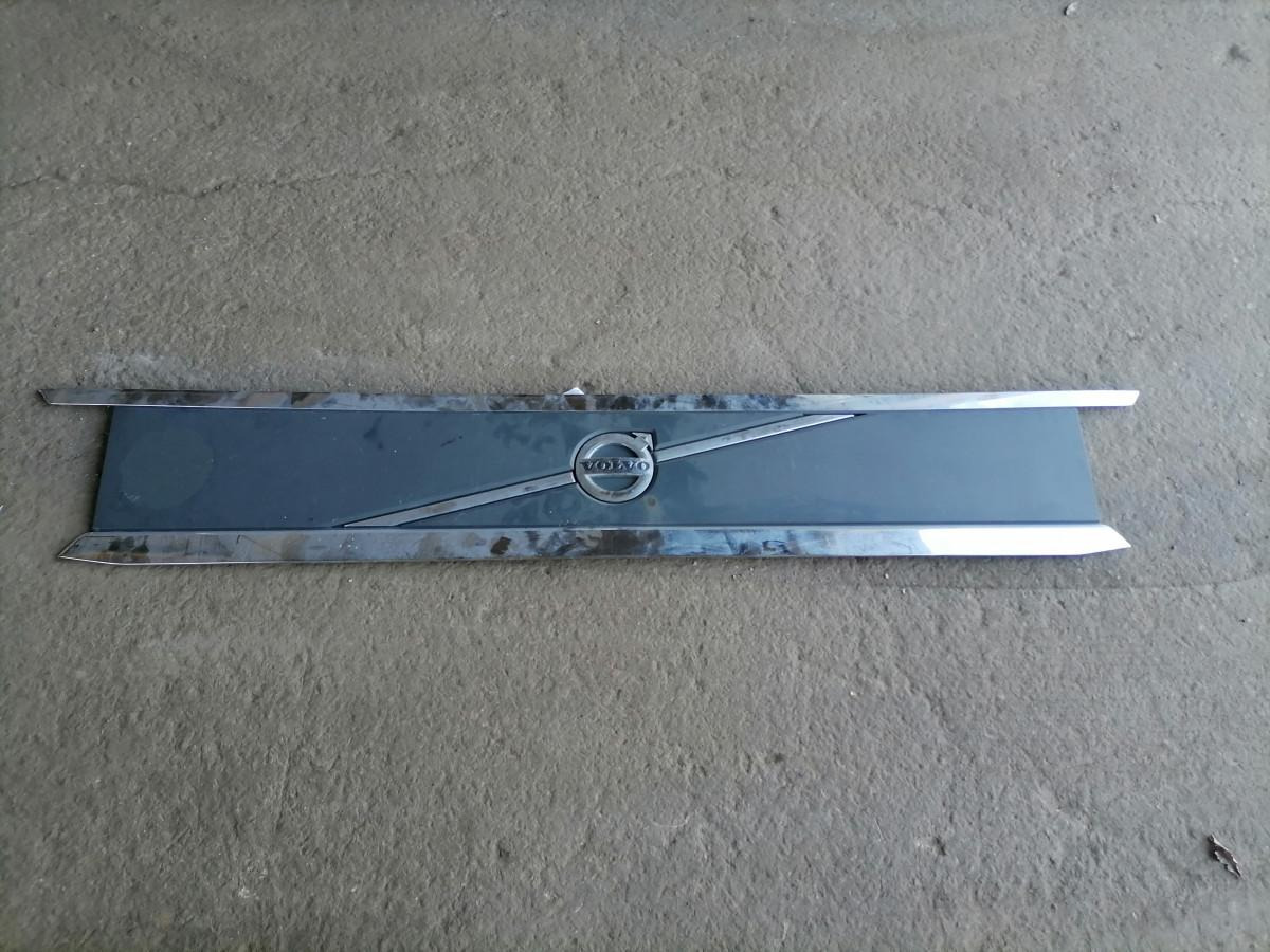Volvo plastic 82248312 - Grill for Truck: picture 2 Volvo plastic 82248312 - Grill for Truck: picture 2