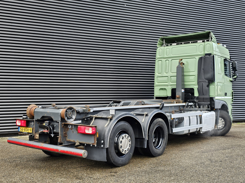 DAF XF 460 6x2 SPACECAB / HOOKLIFT / ABROLKIPPER - Hook lift truck: picture 2 DAF XF 460 6x2 SPACECAB / HOOKLIFT / ABROLKIPPER - Hook lift truck: picture 2